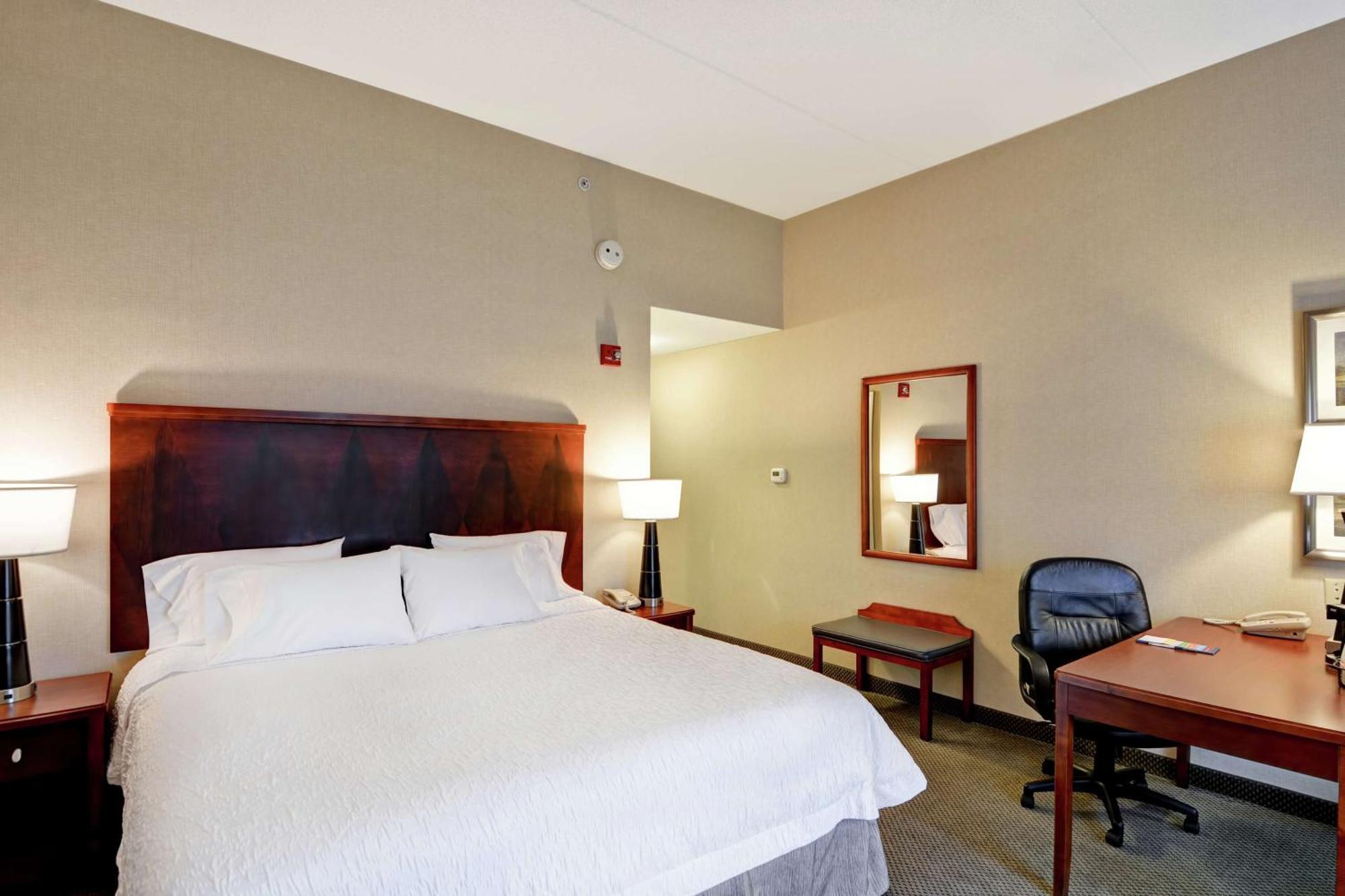 Hotel Hampton Sayre