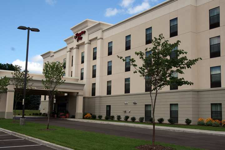 Hampton Hotel 3*